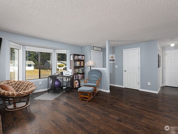 5th image of 8516 187th Street Ct E