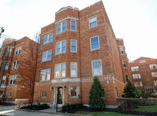 615 W Washington Blvd #2N, Oak Park, IL 60302