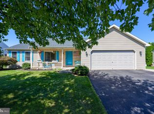 1255 Willow Creek Dr, Mount Joy, PA 17552
