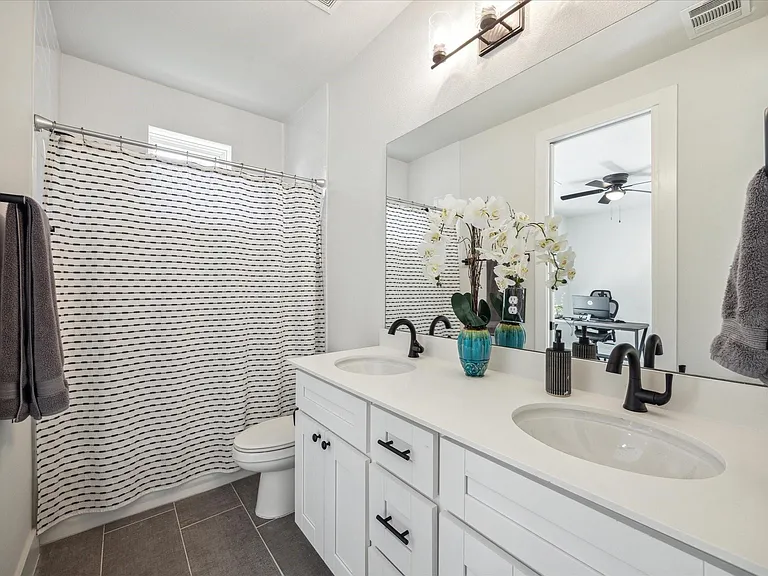 5723 White Magnolia St — Photo 11