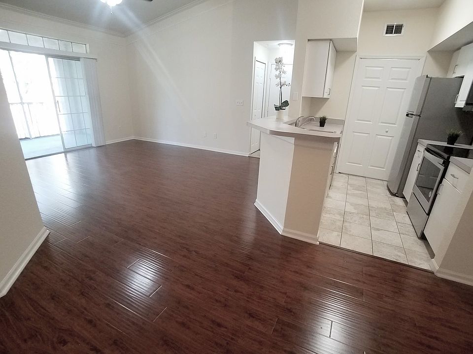 1st image of 2119 Lake Debra Dr APT 1328