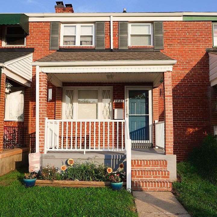 1st image of 1921 Merritt Blvd