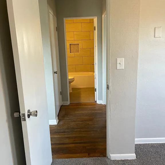 1409 McDonald Ave #3 — Photo 9