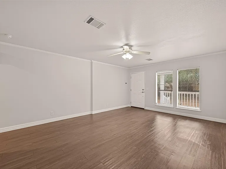 21415 Sweet Grass Ln — Photo 6