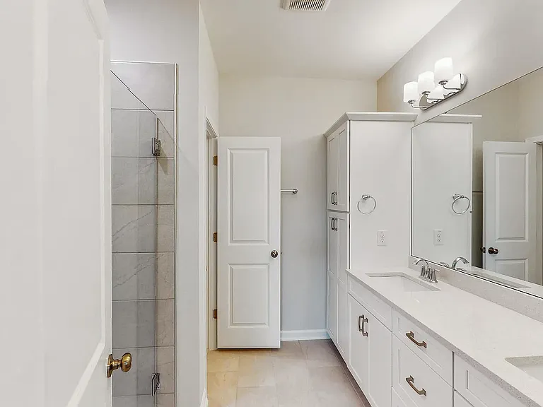 2721 Hunter Woods Dr — Photo 15