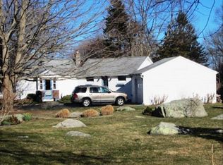 14 Warren Ave, Groton, CT 06355