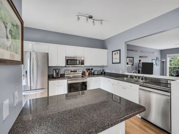 7252 Highway 70 S APT 205, Nashville, TN 37221