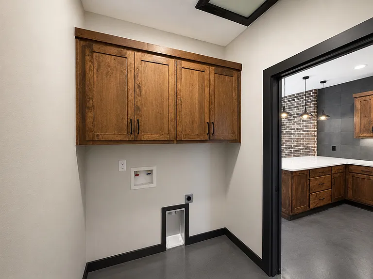215 E Avenue K #A — Photo 9
