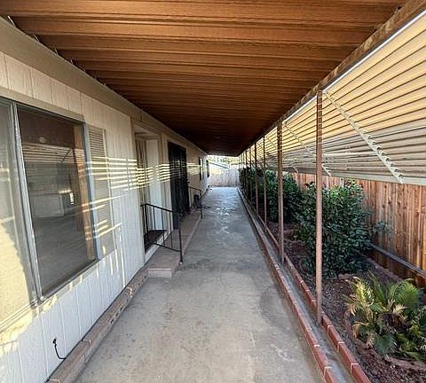 2nd image of 505 45th St