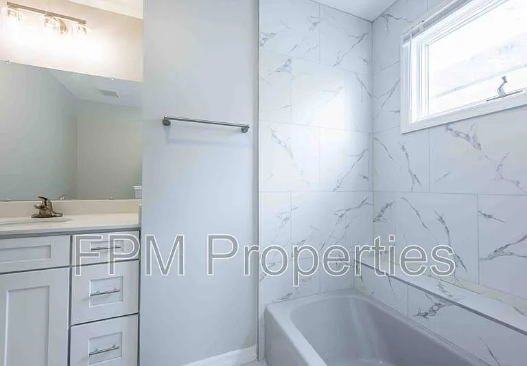 176 E Coast Dr — Photo 37