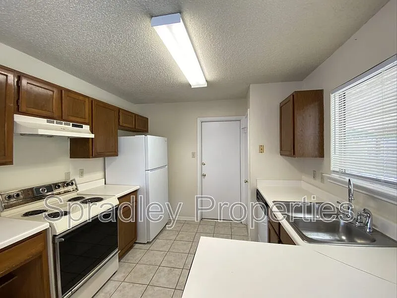 Stone Ridge — Photo 4