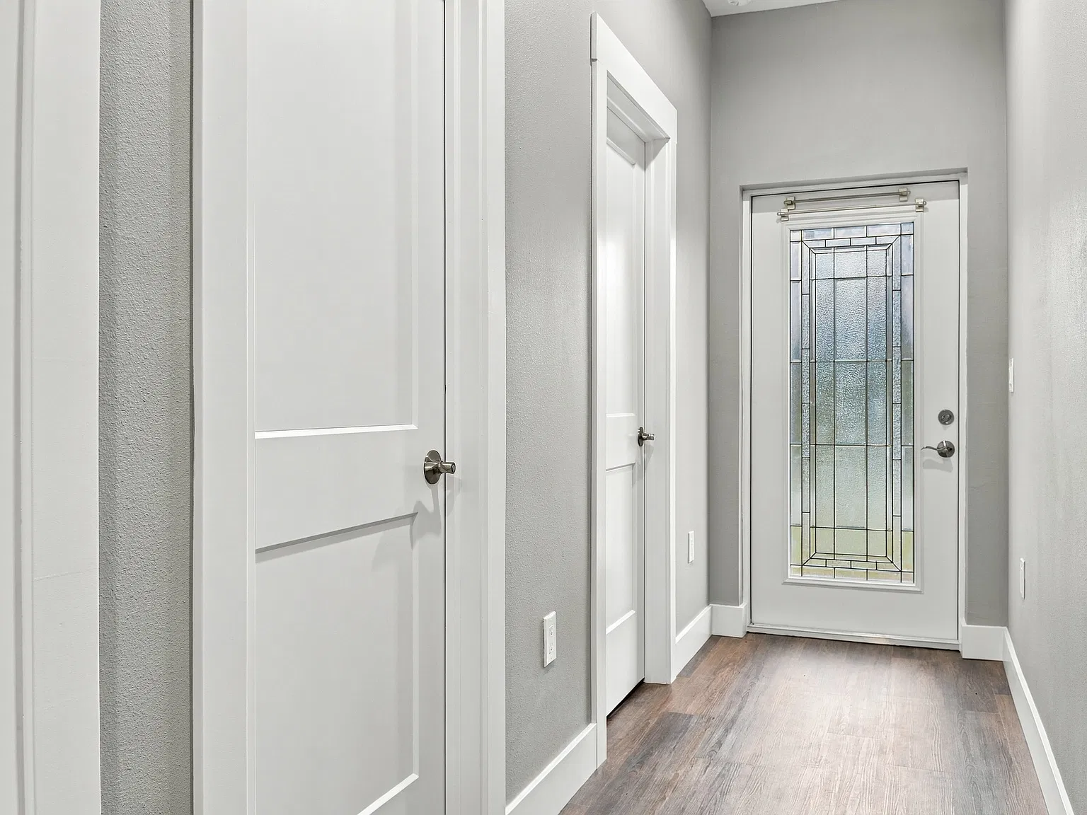 3 bed, 1212 sqft, $1,500 — Photo 3