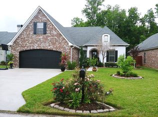 313 Wetgrass Dr, Lafayette, LA 70508