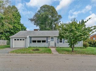 3 Collins Ter, Middletown, RI 02842