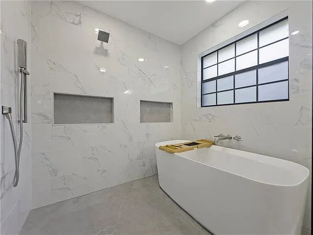301 Steele Rd — Photo 8