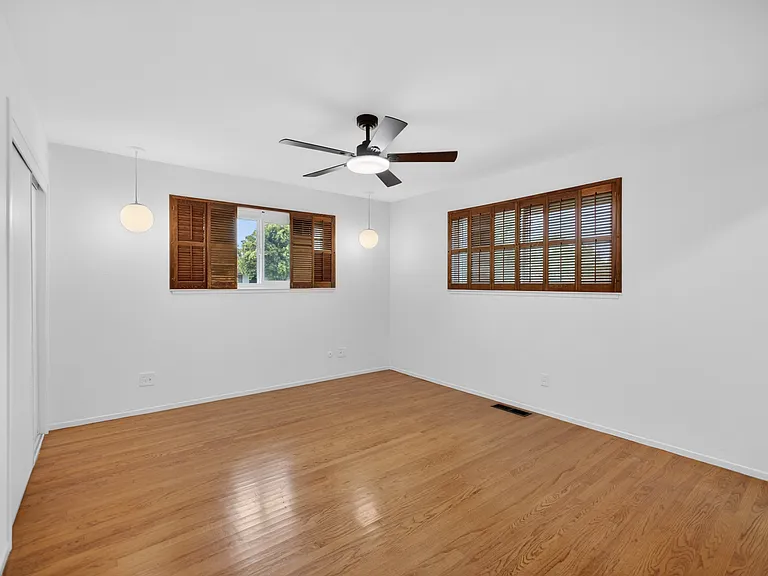5940 Gloria Dr #0 — Photo 25