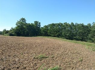 5 Majors Rd, Hanover, IN 47243