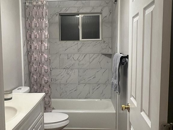 5th image of 807 Hazel Dr Unit 9