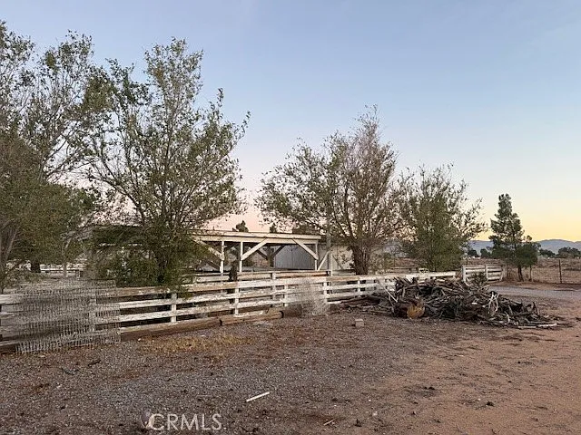 16100 Navajo Rd — Photo 15
