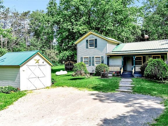 3rd image of 7749 Crabb Hollow Rd