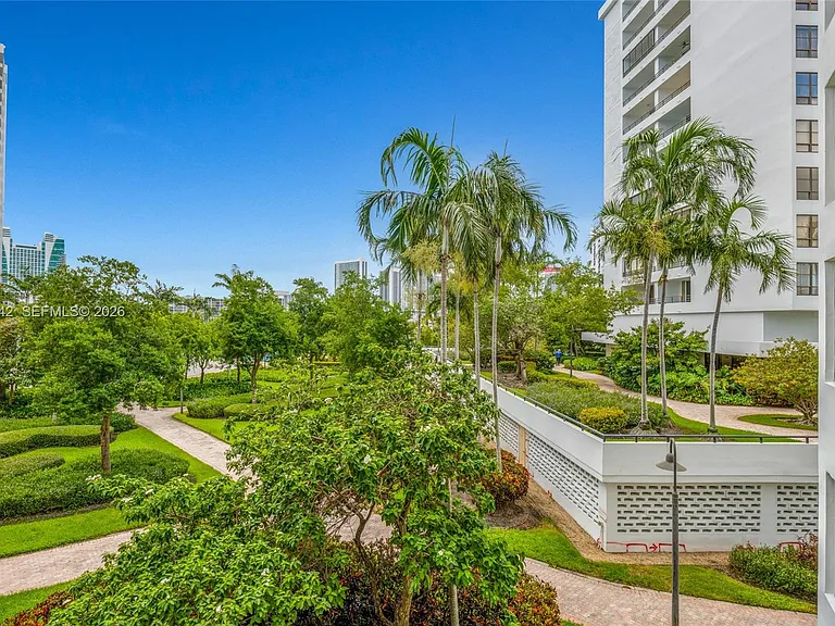 600 Three Islands Blvd #212 — Photo 32
