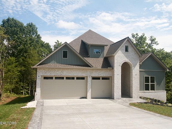 2nd image of 437 Igoti Ln