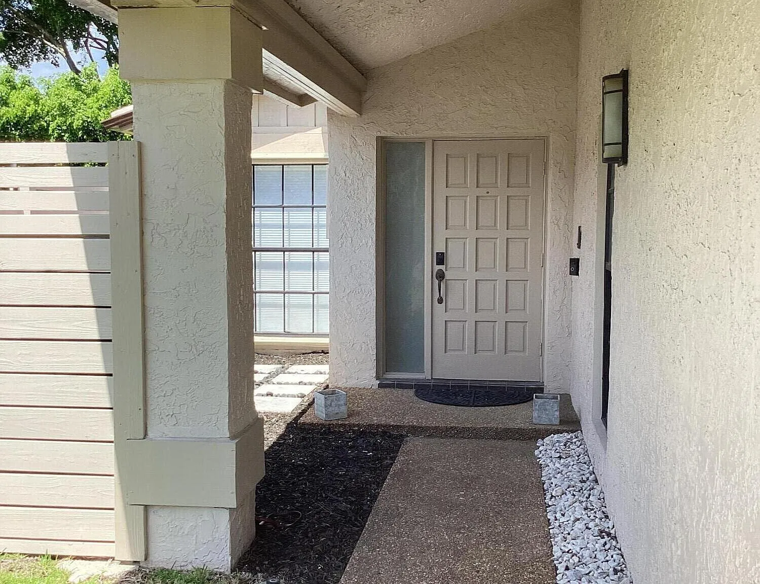 3 bed, 2.0 bath, 1488 sqft, $4,500 — Photo 3