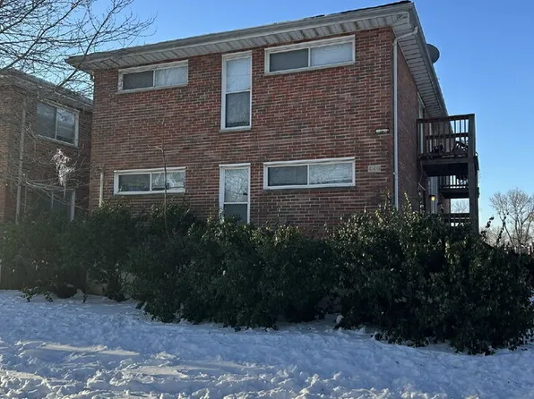 440 Eichelberger St APT B, Saint Louis, MO 63111