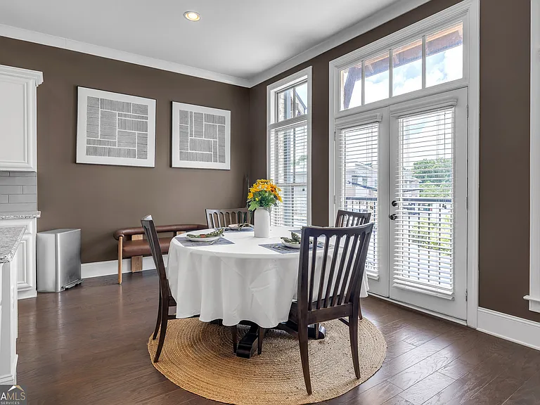 720 Avondale Hills Dr — Photo 6