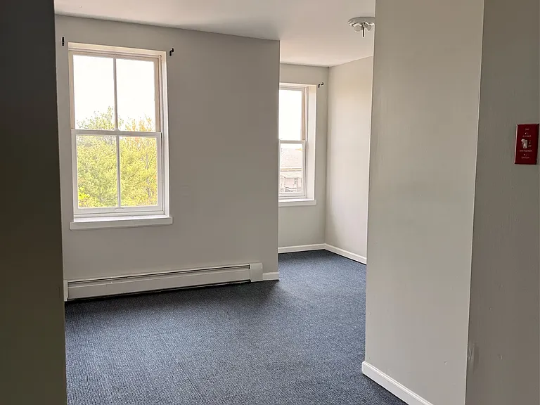 588-612 E Main St #592-B — Photo 5