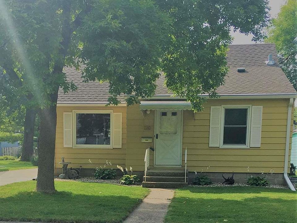 1st image of 120 Winkler St