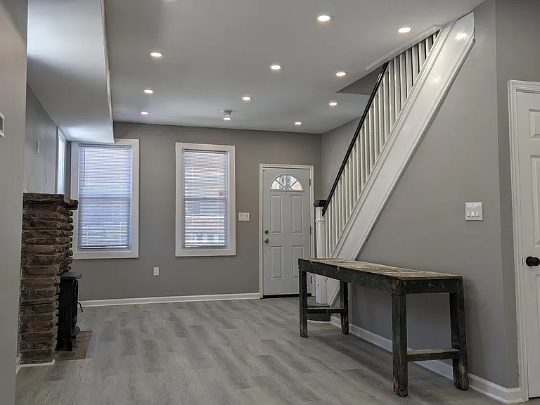 3327 Brighton St — Photo 13