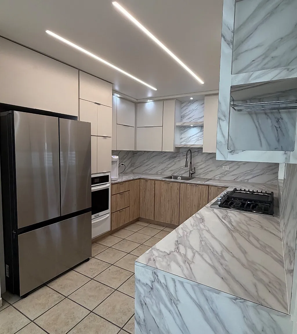 3 bed, 2.5 bath, 890 sqft, $2,500 — Photo 1