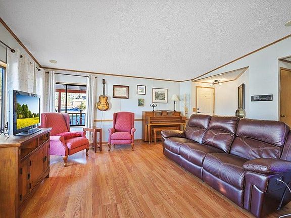 2nd image of 3316 E Valley Forge Ln