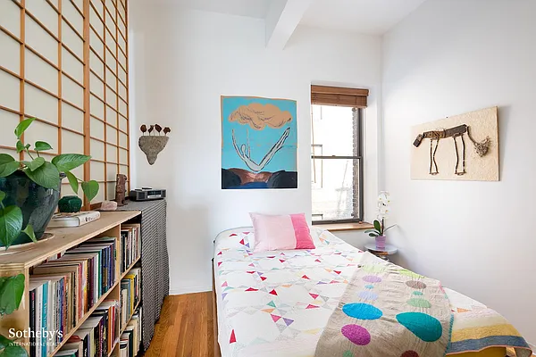 Sold by Sotheby's International Realty | media 8