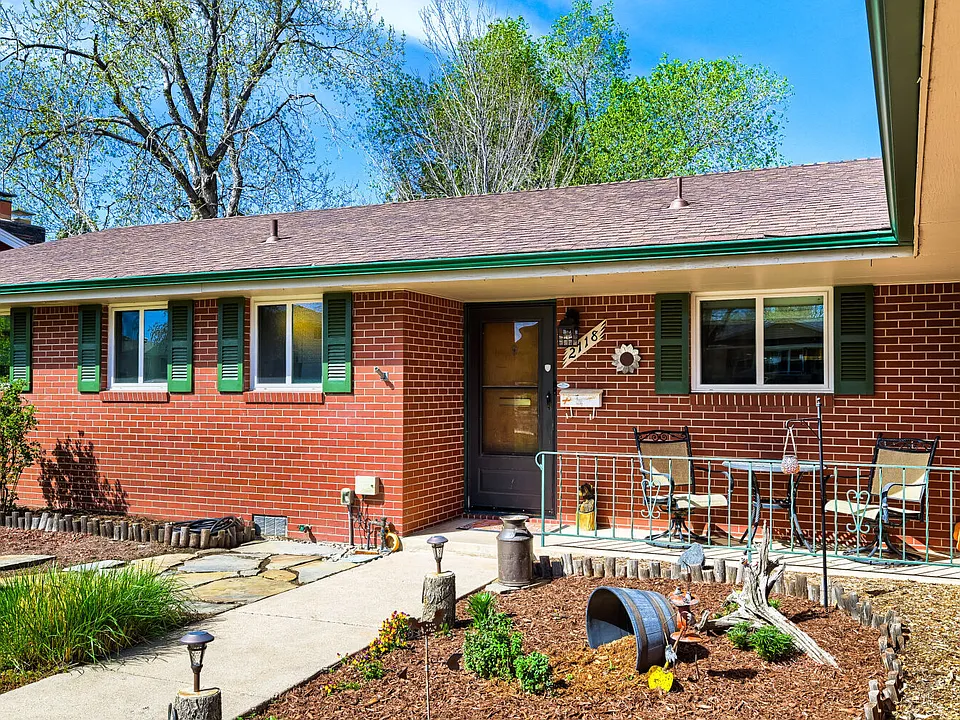 2118 Monteagle St