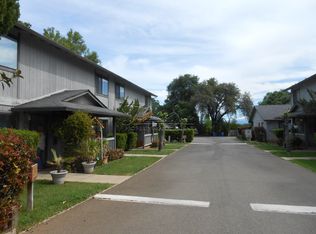 2601 Oxford Rd APT 8, Redding, CA 96002