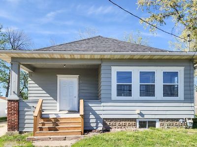 221 W Marion St, Manchester, IA, 52057