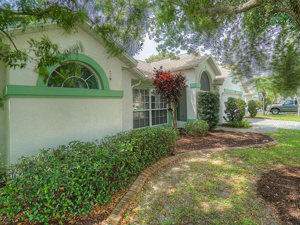 1st image of 925 Pelican Ln