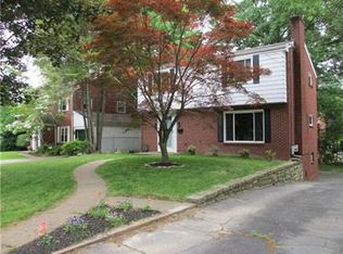 2378 Collins Rd, Pittsburgh, PA 15235