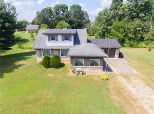 15 Korpar Ln, West Newton, PA