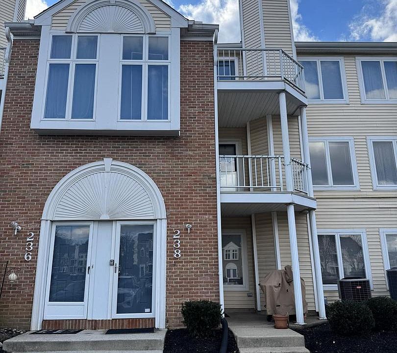 1st image of 238 Colette Ct