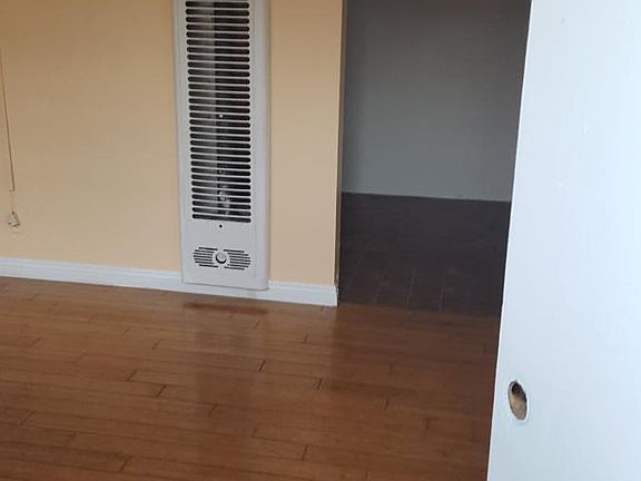 2nd image of 8401 1/2 Santa Fe Ave