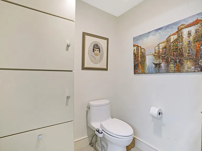 550 SE Mizner Blvd #B209 — Photo 71