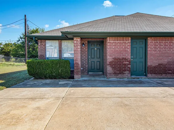 2549 E Renfro St, Burleson, TX 76028