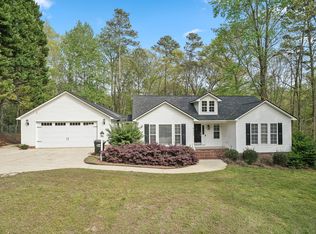 1050 E Justin Dr, Garner, NC 27529