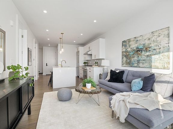 5th image of 1336 Green St #3