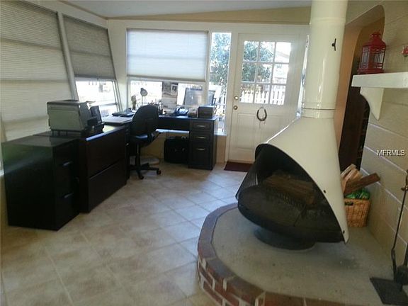 4th image of 8850 Lynwood Dr
