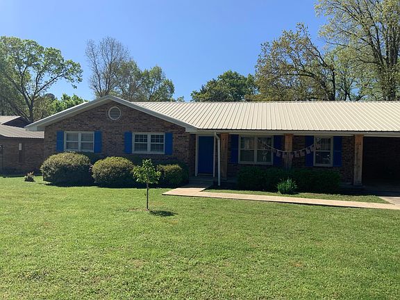 2nd image of 3030 Alice Dr