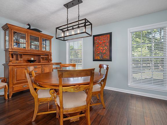 4th image of 311 Orchard Park Dr